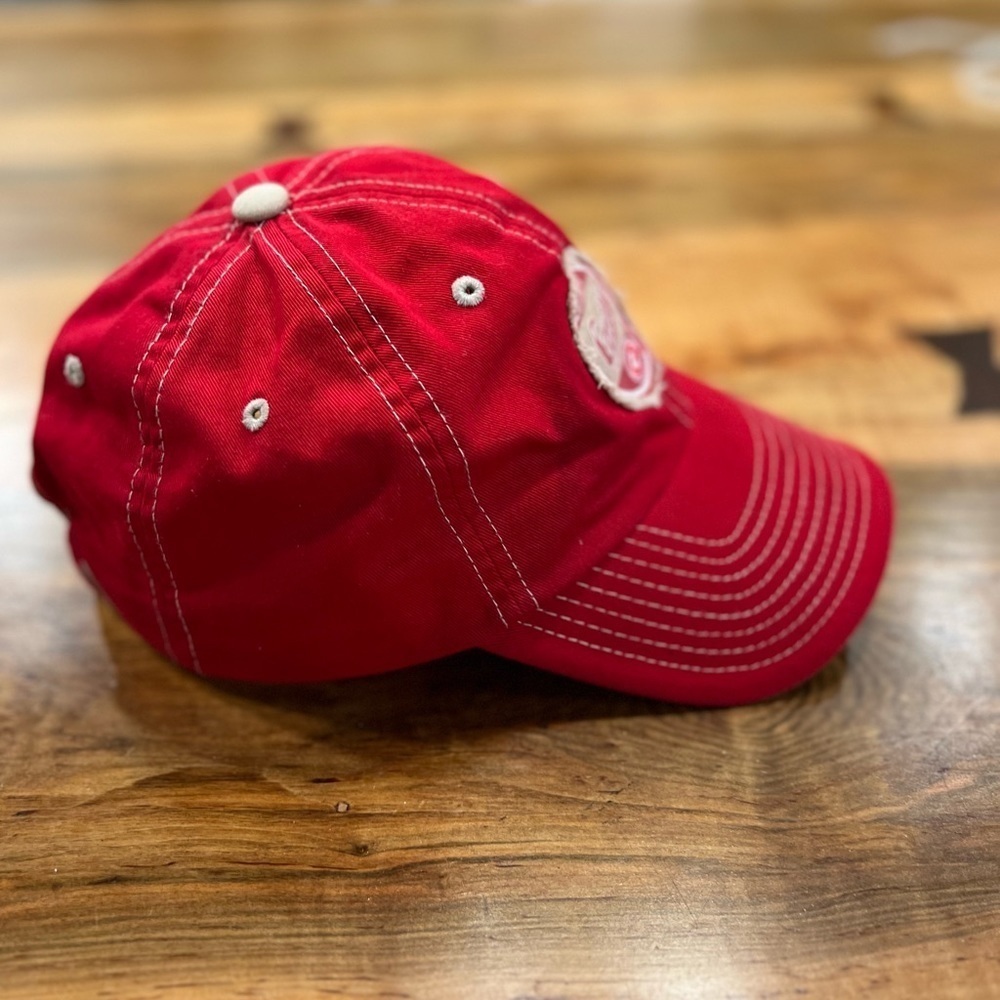 Georgia Bulldogs ball cap in vintage condition - Picture 4 of 6